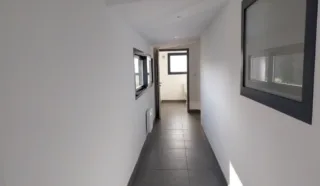  LOCAL COMMERCIAL / BUREAUX 63 m² ERGUE GABERIC