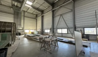  LOCAUX D'ACTIVITÉS 1 140 m² RIANTEC