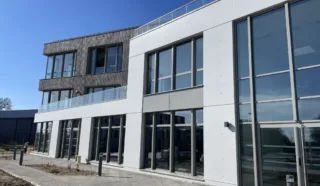  BUREAUX neufs 120 m² PACÉ