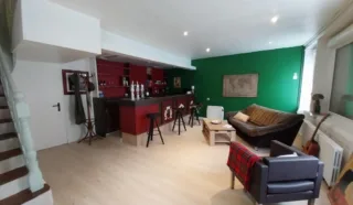  IMMEUBLE 135 m² BIGNAN