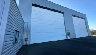  LOCAUX D'ACTIVITÉS 1 140 m² RIANTEC