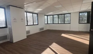  BUREAUX 850 m² CESSON-SEVIGNE