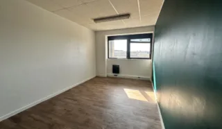  BUREAUX 52 m² RENNES