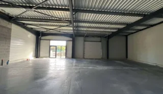  LOCAL D'ACTIVITES 262 m² LA BOUEXIERE