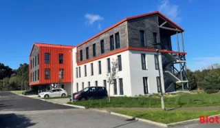  BUREAUX 216 M² PORNIC