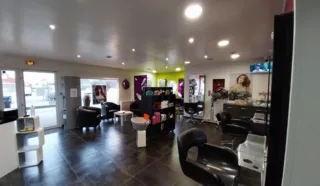  LOCAL COMMERCIAL 73 m² BREHAN