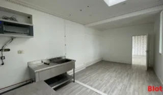  LOCAL COMMERCIAL 157 m² LE POULIGUEN