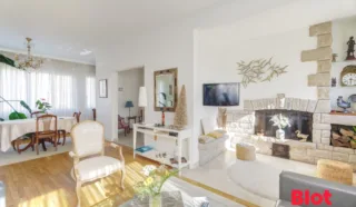 Maison 6 pièce(s)