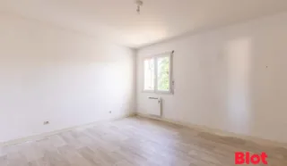 Maison 6 pièce(s)