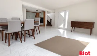 Maison 5 pièce(s)