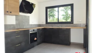 Maison 6 pièce(s)