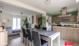 Maison 6 pièce(s)