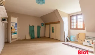 Maison 6 pièce(s)