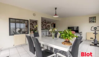 Maison 4 pièce(s)