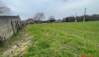 Terrain 562m²