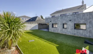 Maison 6 pièce(s)