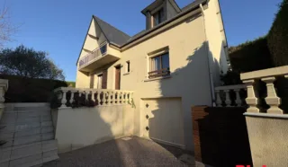 Maison 6 pièce(s)
