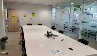  BUREAUX  Pied de métro !! 1 550 m² LA COURROUZE RENNES