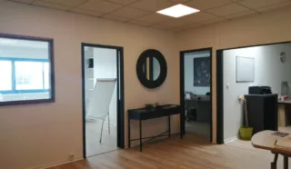  BUREAUX 97 m² AURAY