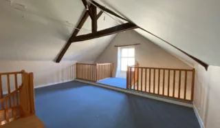  BUREAUX 98 M² DOL-DE-BRETAGNE