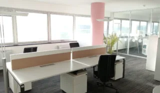  BUREAUX -3 750 m² GUIPAVAS