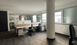  BUREAUX -3 750 m² GUIPAVAS