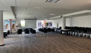  BUREAUX -3 750 m² GUIPAVAS