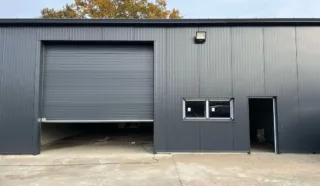  LOCAL D'ACTIVITÉS 245 M² SAINT-ARMEL