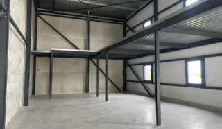  LOCAUX D'ACTIVITÉS 265 m² LA RICHARDAIS