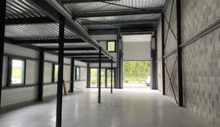  LOCAUX D'ACTIVITÉS 265 m² LA RICHARDAIS