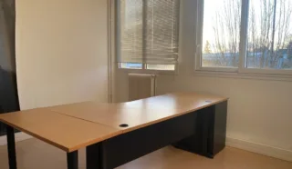  BUREAUX 182 m² GOUESNOU