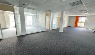  BUREAUX 1 200 M² NANTES