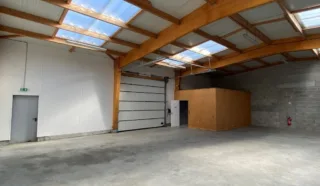  LOCAL STOCKAGE 250 m² BLAIN