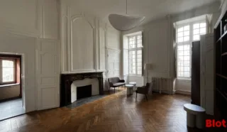  BUREAUX 236 m² RENNES CENTRE