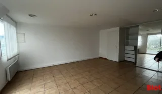  BUREAUX 261 m² PACE