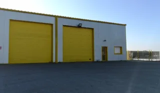  LOCAL D'ACTIVITES 463 m² CAUDAN