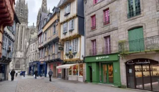  LOCAL COMMERCIAL 75m² QUIMPER