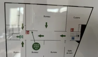  BUREAUX 200 M² REZÉ