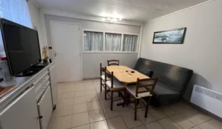  LOCAL ACTIVITÉS SAINT-GILLES 150m²