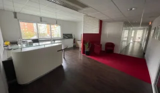  BUREAUX 194 m² NANTES