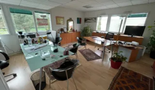  BUREAUX 194 m² NANTES