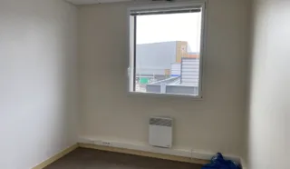  BUREAUX 59m² TADEN