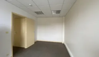  BUREAUX 59m² TADEN