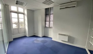  BUREAUX / LOCAL COMMERCIAL 270m² DINAN