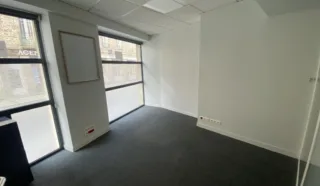  BUREAUX / LOCAL COMMERCIAL 270m² DINAN