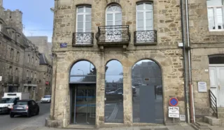  BUREAUX / LOCAL COMMERCIAL 270m² DINAN