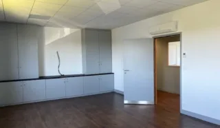  VANNES BUREAUX 123 m²