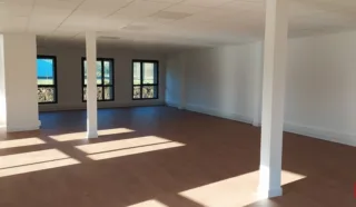  BUREAUX QUIMPERLE MELLAC 180 m²