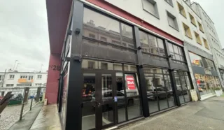  LOCAL COMMERCIAL 220 m² LORIENT