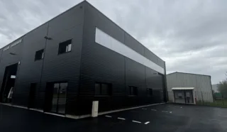  LOCAUX D'ACTIVITÉS 600 M² ANCENIS